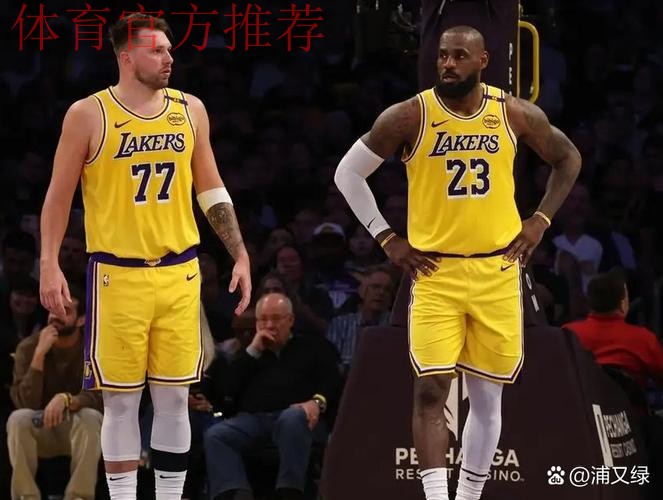 找回自己!杰克逊半场11投9中,得到21分2篮板2助攻1抢断2帽 找回自己!杰克逊半场11投9中,得到21分2篮板2助攻1抢断2帽